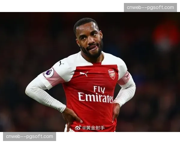 半场战报：里昂1-0暂领先南特，拉卡泽特多次成功于肋部完成背身接球